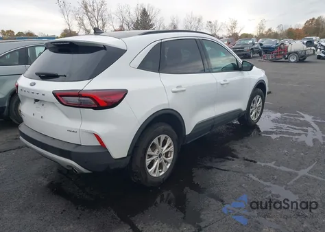 2024 Ford Escape Active z USA, uszkodzony, nr VIN 1FMCU9GN1RUB59943